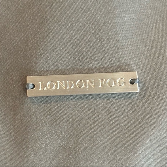 LONDON FOG Sz XL Jacket Coat Snap Zipper Closure Drawstrings Hooded Lined - Picture 9 of 13